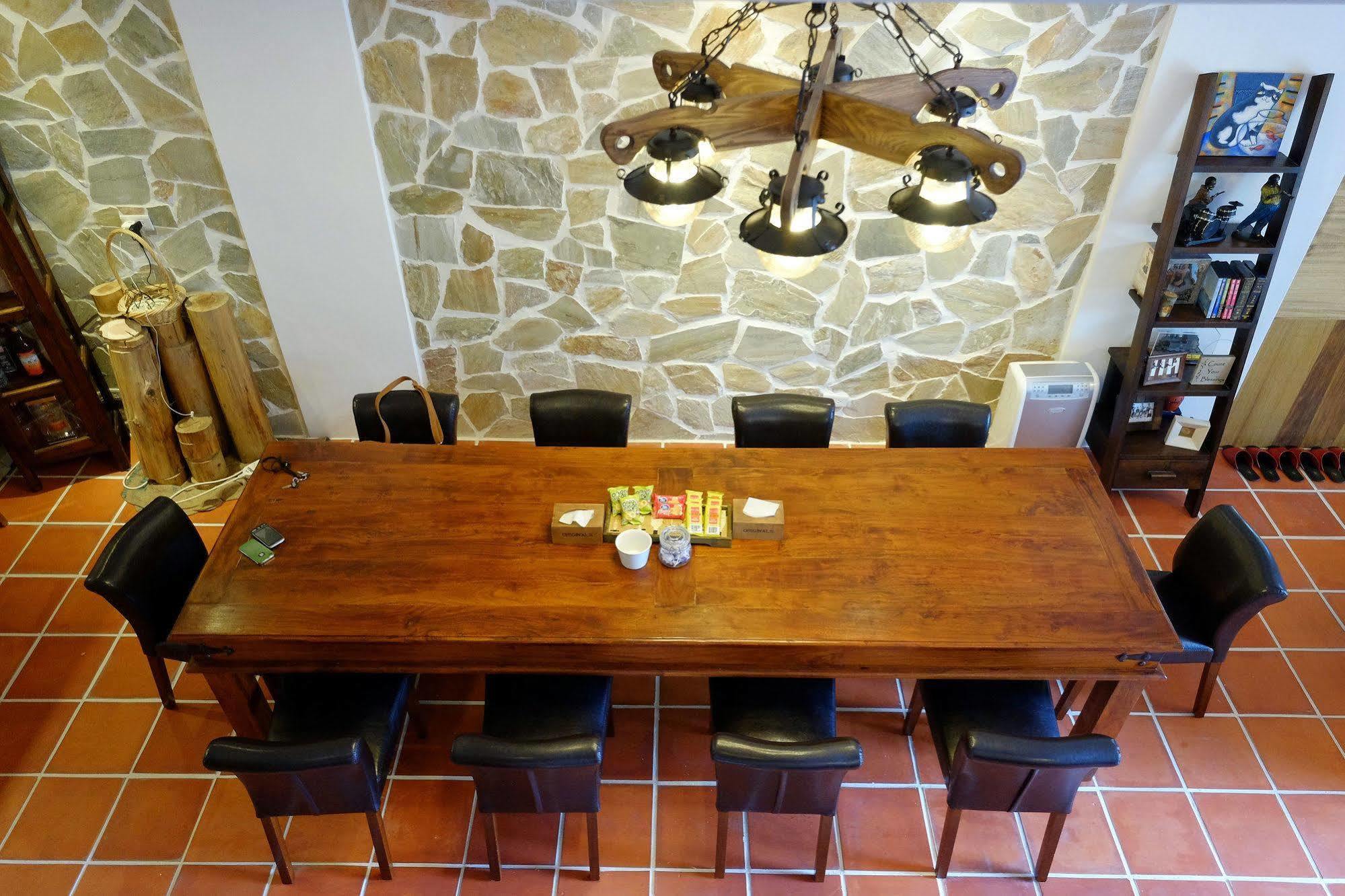 Shire Homestay Лодун Екстер'єр фото